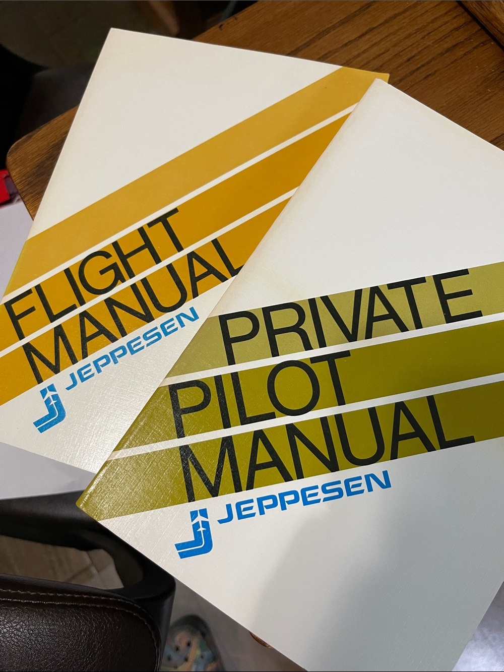 Private Pilot Manual & Flight Manual - Vintage Aviation Books